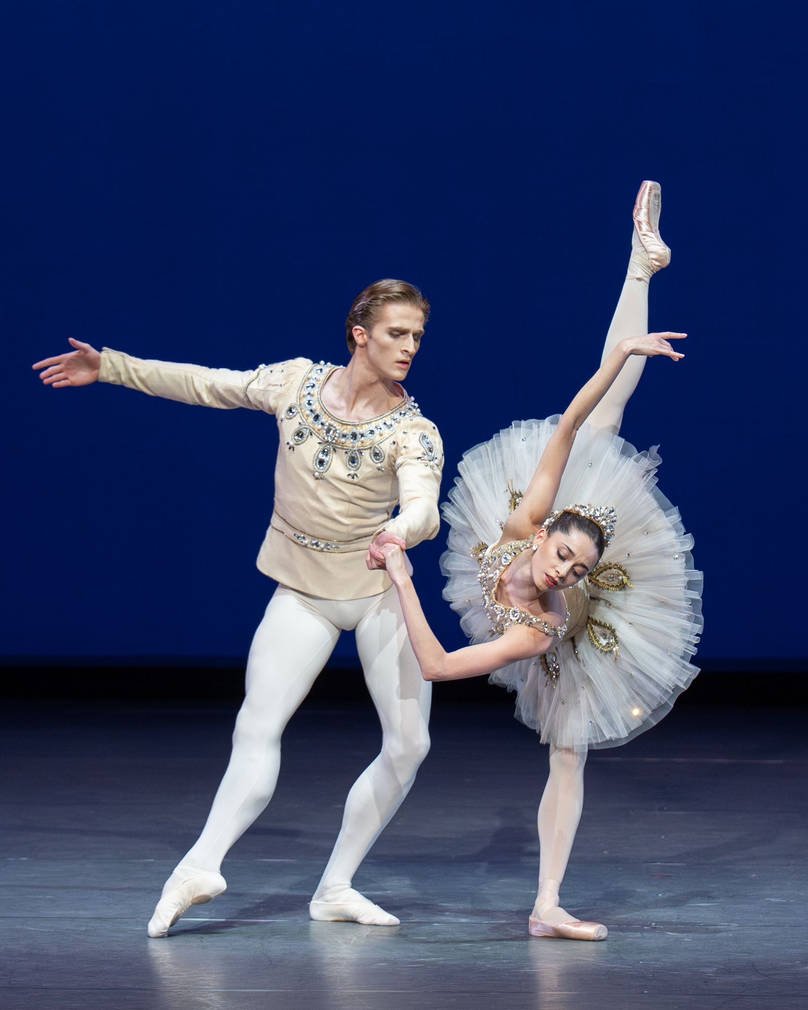 Jewels - Diamonds Pas de Deux with Leo Hepler, Photo by Altin Kaftira
