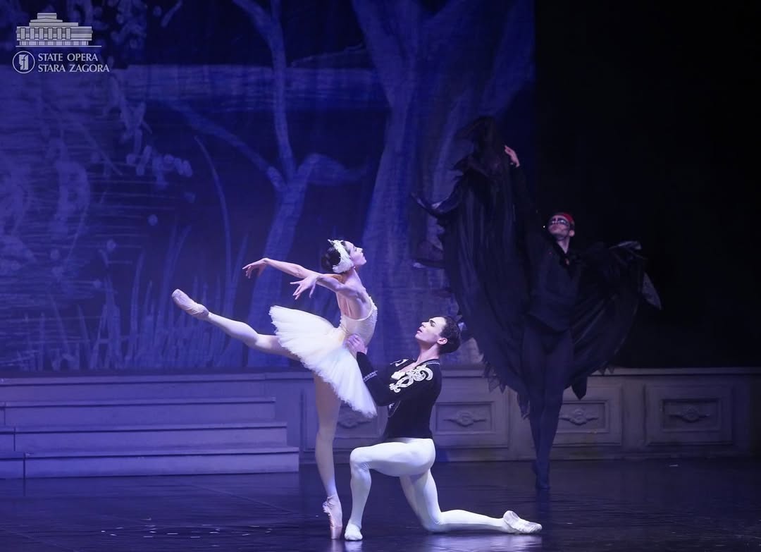 Swan Lake (Odette) with Victor Caixeta with State Ballet Stara Zagora