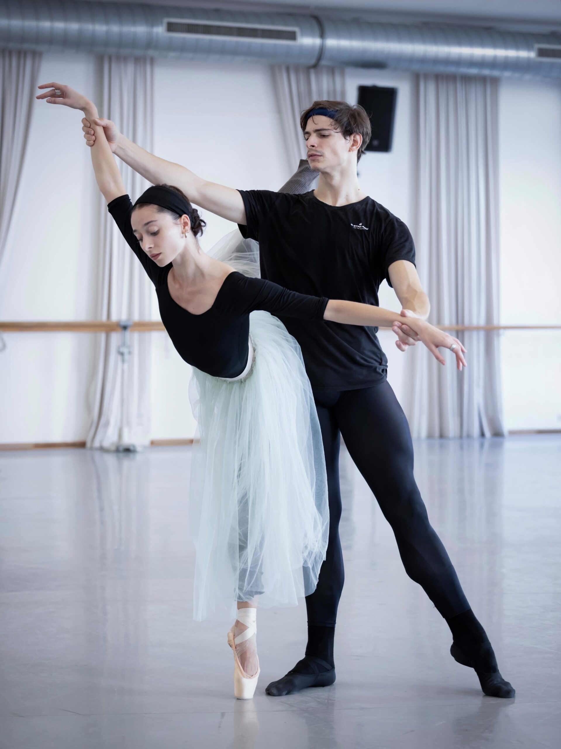 Peter Wright’s Giselle, Photo by
Miljana Bernal, Bayerisches Staatsballett, with Jakob Feyferlik