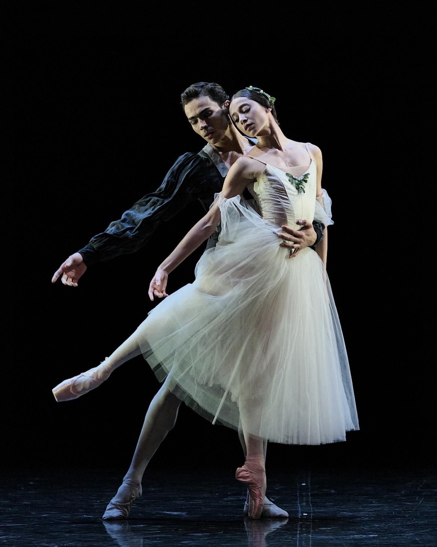 Giselle Pas de Deux with Victor Caixeta, Photo by Admill Kuyler