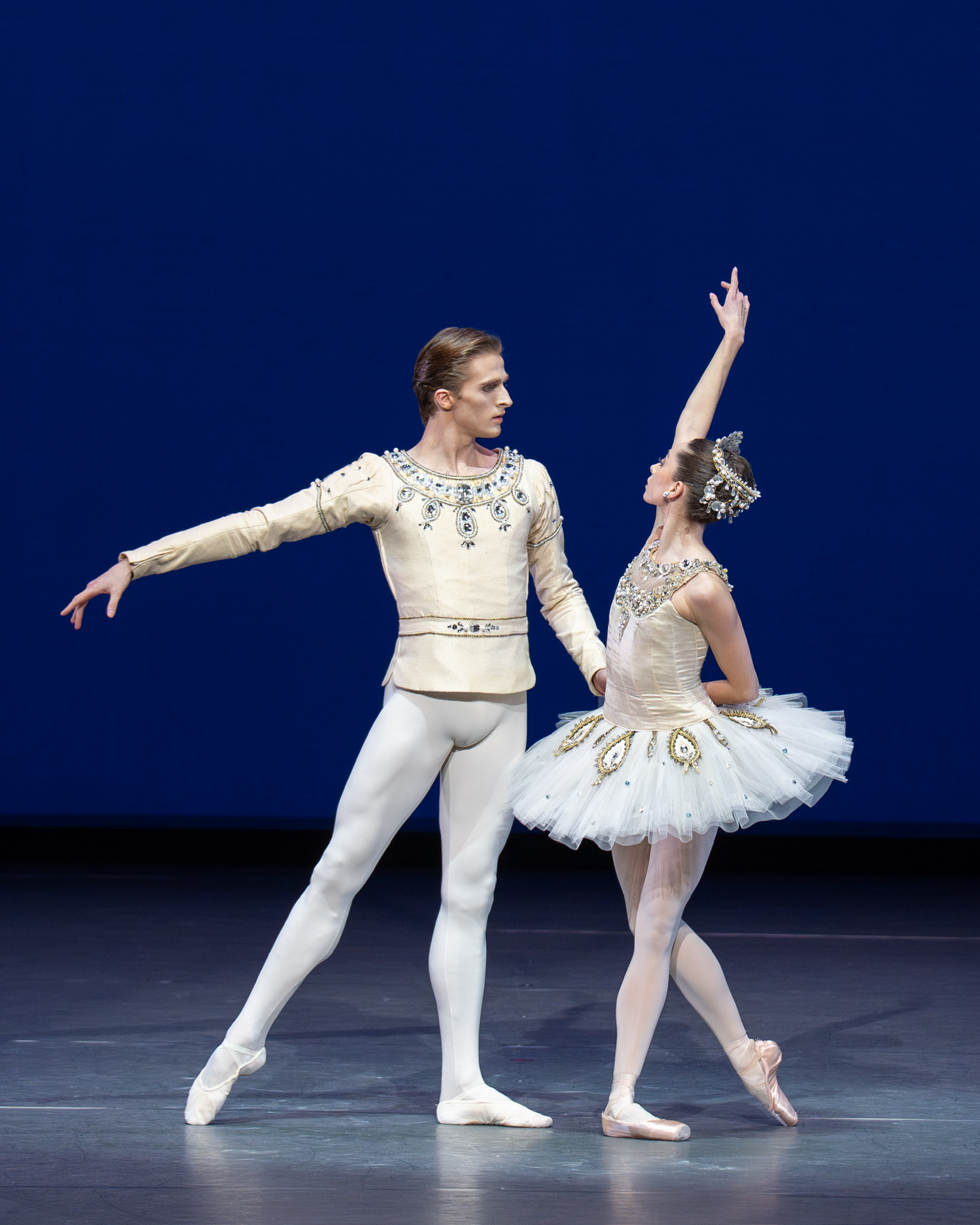 Jewels - Diamonds Pas de Deux with Leo Hepler, Photo by Altin Kaftira